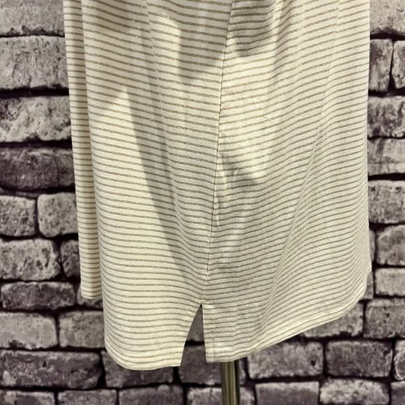 Chico's Ivory W/ Gold Metallic Striped V-Neck Short Sleeve Blouse Size XL - Picture 9 of 10